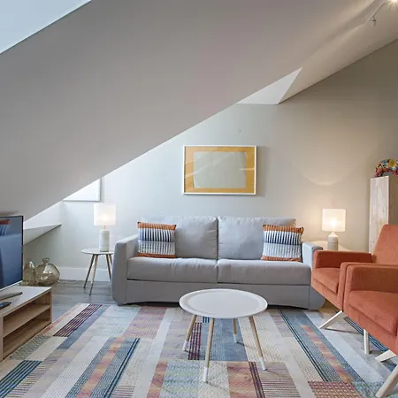 Chiado Mercy | Апартаменты Лиссабон