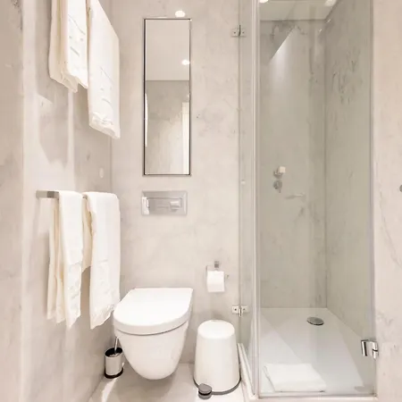 Chiado Mercy |