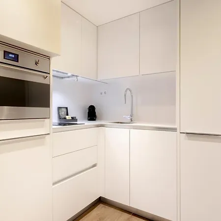 Apartment Chiado Mercy |