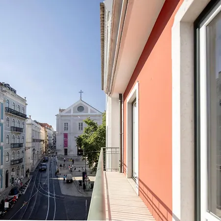 Chiado Mercy | *