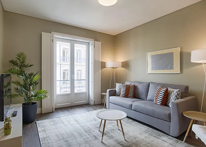 Chiado Mercy |