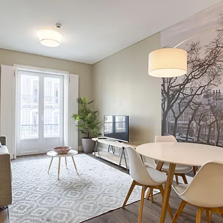 Chiado Mercy |