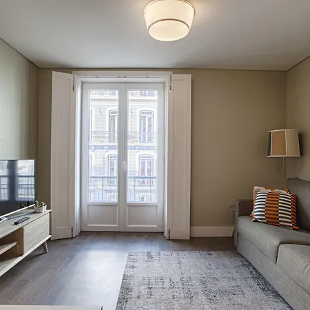 Chiado Mercy |