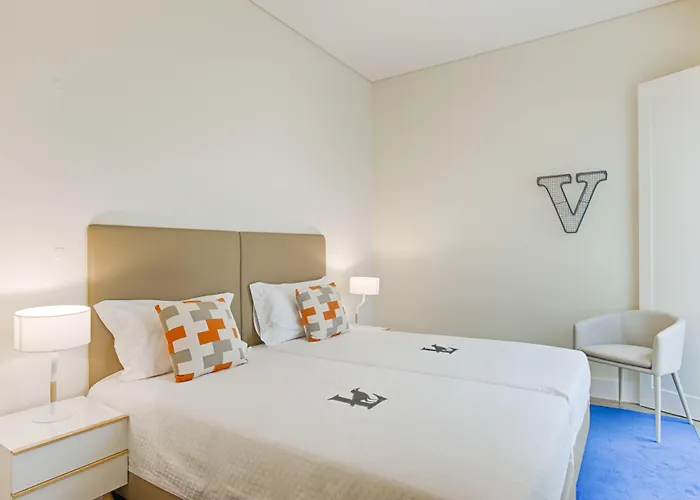 Chiado Mercy |