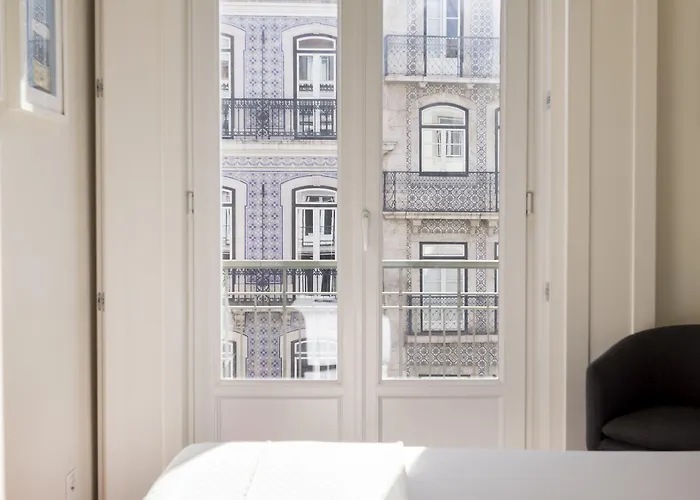 Chiado Mercy |